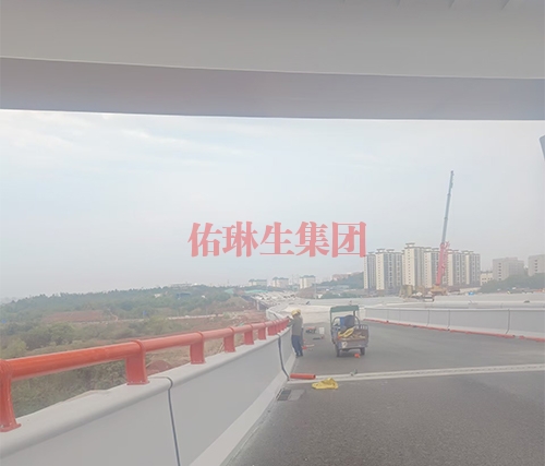 復(fù)合材料護(hù)欄